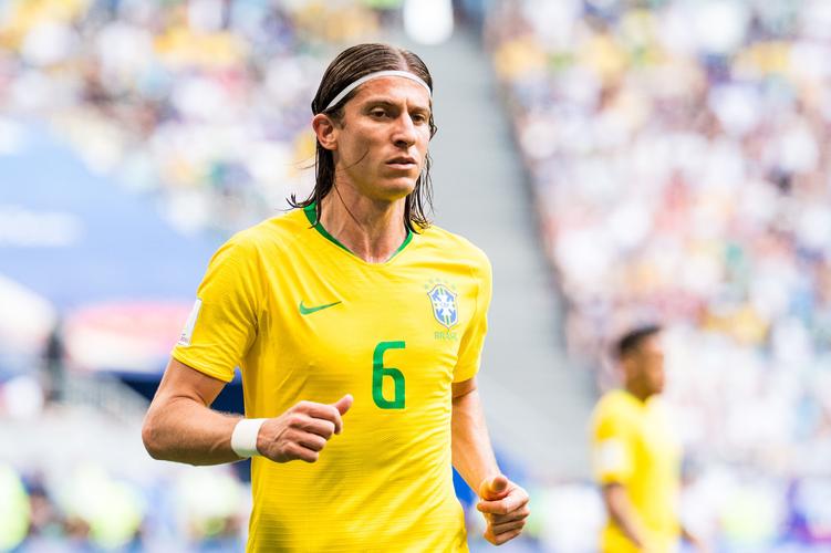 费利佩路易斯以往防守梅西时我极具侵略性他面对我也不好受