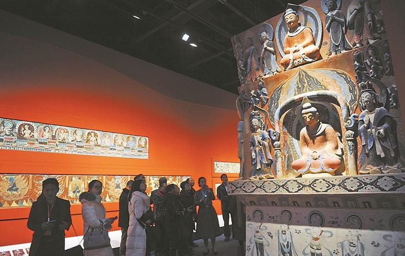 "丝路之魂"展览呈现巴蜀文化 敦煌工匠精神有待传承