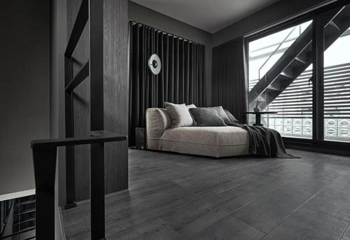 台湾夫妻132㎡家,不铺地板不铺砖,改用自流平,效果反而更高级