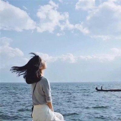 微信头像海边背影女图片
