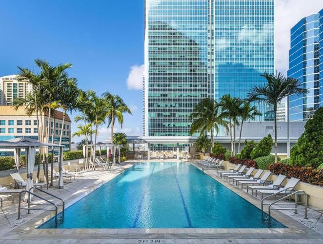 迈阿密康莱德饭店 (conrad miami hotel)