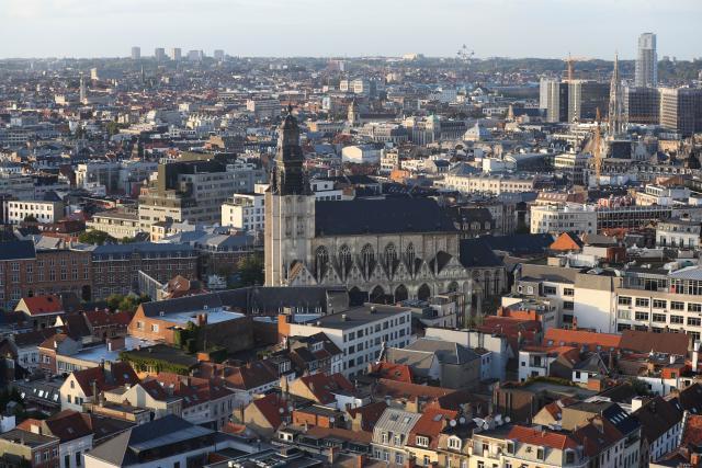 这是9月17日傍晚拍摄的比利时首都布鲁塞尔城市景观.