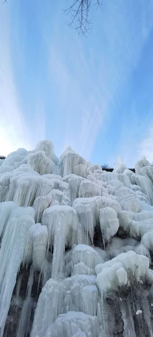 云瀑沟里的冰瀑