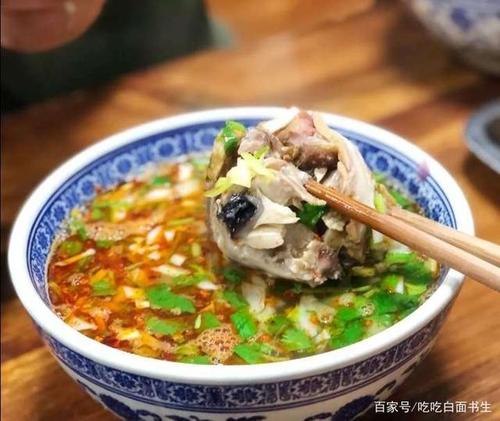 西安美食:大莲花池的这家羊杂汤,唤醒你的胃,加份羊眼更好吃