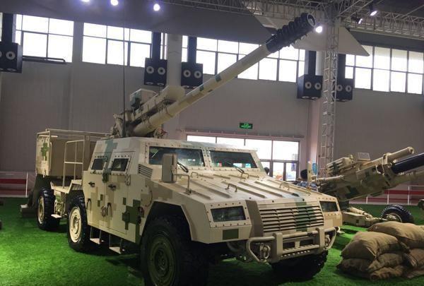 美国山寨我军,为悍马装榴弹炮?猛士版车载炮更强是机动部队神器