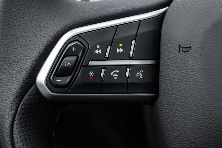 哈弗h6国潮版gt 方向盘多功能按键