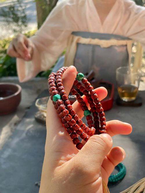 press·小镇花园攻略_百搭_配饰_上色_显白_佛手小金刚_兴趣爱好_兴趣