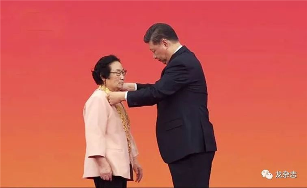 89岁屠呦呦受访:荣誉多了责任更大 ,我还有很多事情要做