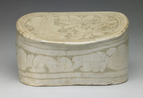 雨霁霞红巧夺天工浅谈中国瓷器发展的名窑林立阶段