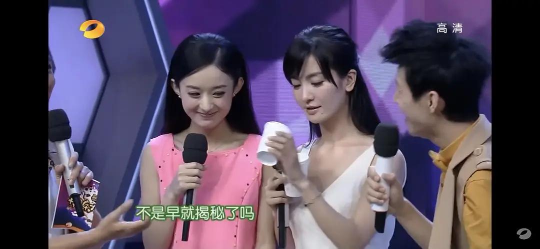 刚才刷到赵丽颖李晟快本旧图,李晟这么好看的嘛?为什么不红啊