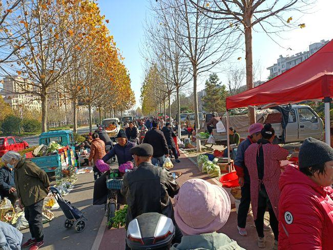 张店西边的房镇大集迁址后人气越来越旺