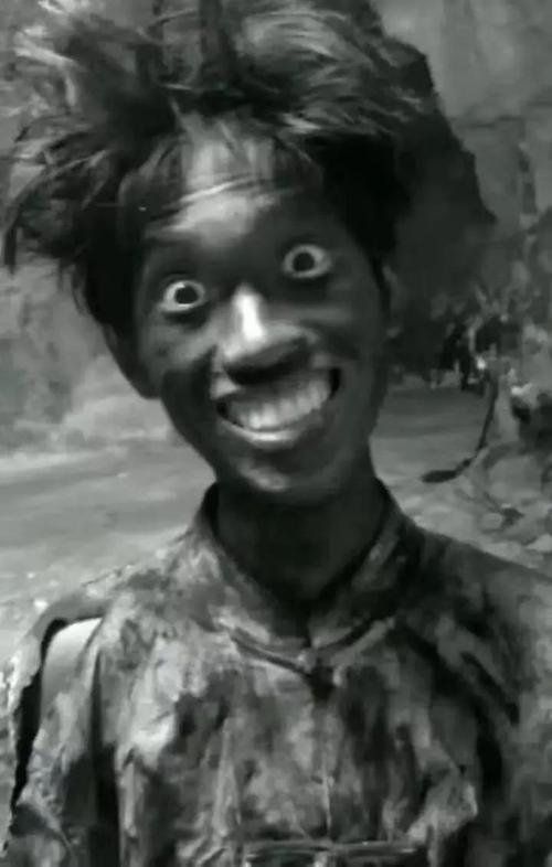 黑人笑露牙表情包