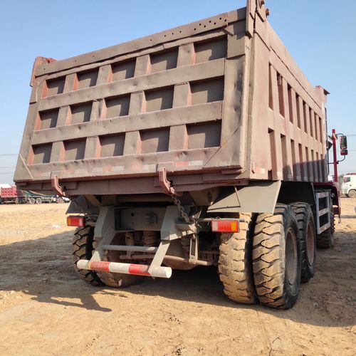 拉矿石70矿山霸王 工程矿山斗 宽体自卸车 矿用价车