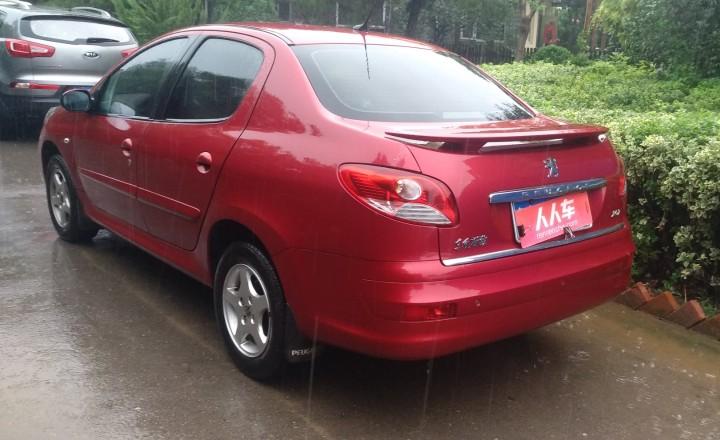 标致-207 2011款 三厢 1.4l 手动驭乐版