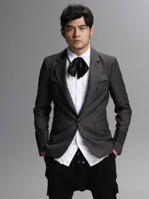 婚嫁首页 男士西装 less & more多少男装定制 作品 周杰伦同款礼服