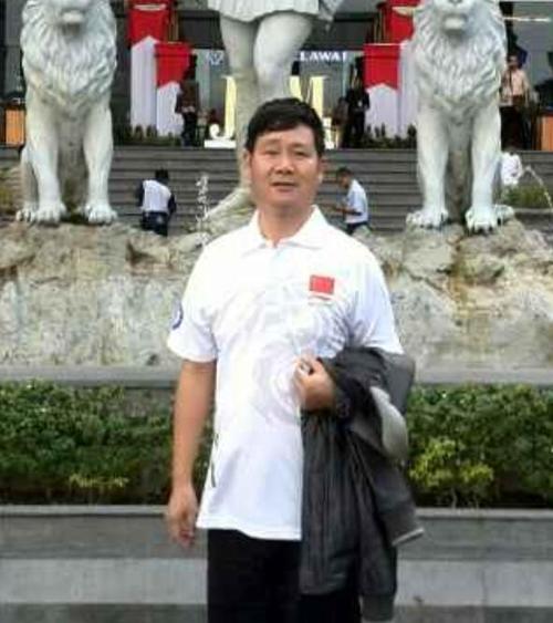 张晓东