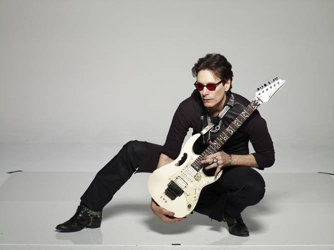2015 ibanez flying fingers 中国吉他大赛之设备大探秘 —— 李单阳