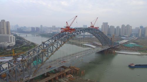 江汉九桥工程也将于年内开工,连接东西湖大道与汉阳大道的江汉八桥及