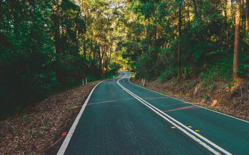超美的公路风景高清图片桌面壁纸