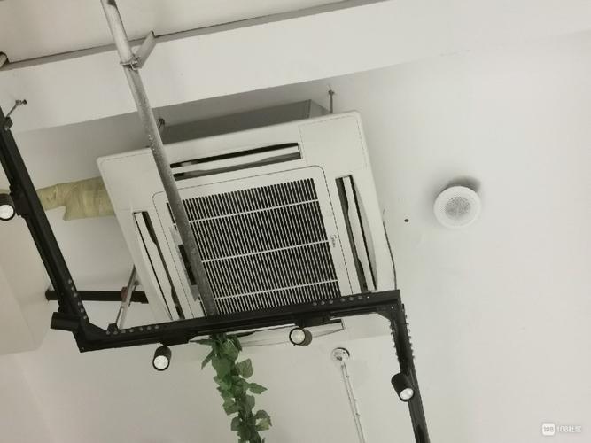 【转卖】【出售】美的商用吸顶10匹一拖二空调