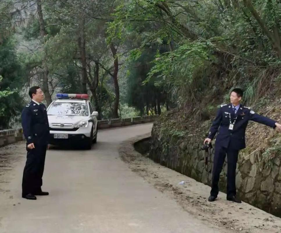 四川省汉王山监狱四个强化筑牢安全防线