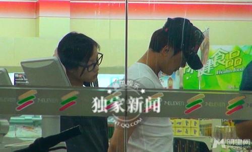 冯绍峰倪妮亲密瞬间大合辑 分手之前恩爱十分