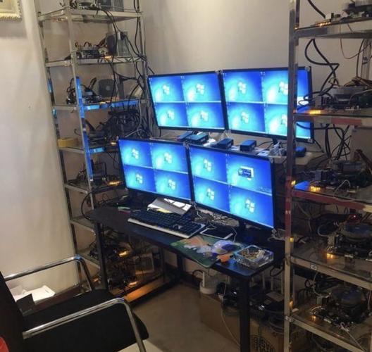 dnf:小伙买下倒闭工作室却发现全是外挂脚本,当天血本