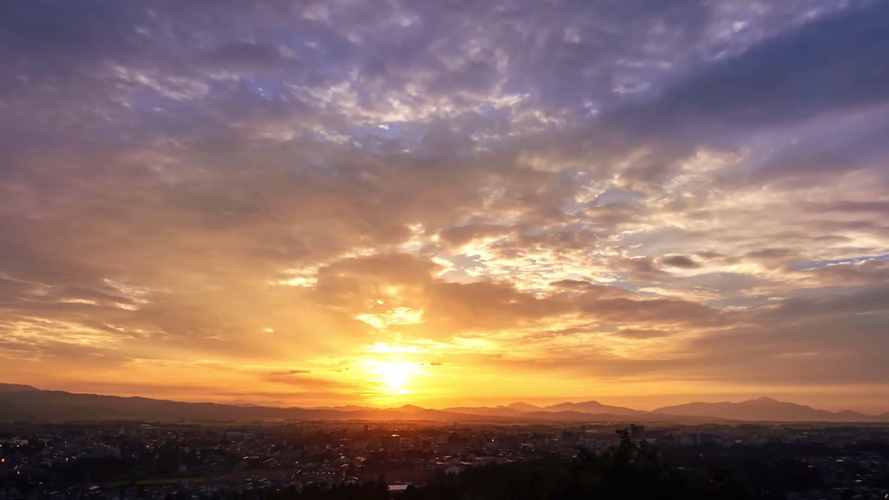 城市阳光,清晨阳光,城市日出