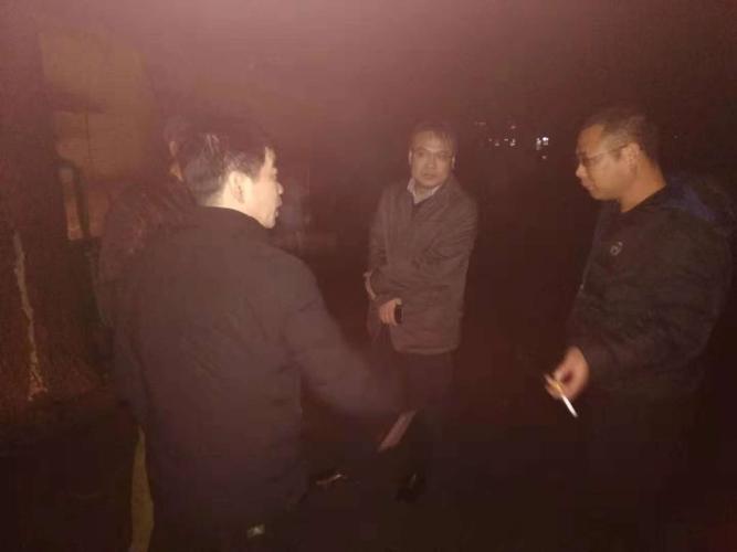 延津县副县长王乃春夜查环保措施落实情况