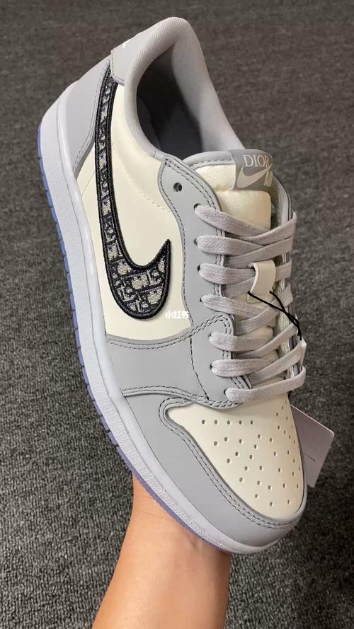 aj1迪奥低帮96_airjordan_迪奥怎么样_时尚_鞋靴
