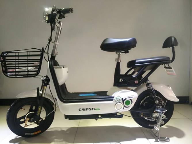 超威富士达电动车