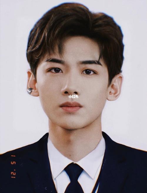 白敬亭证件照_证件照_白敬亭_娱乐_明星娱乐资讯