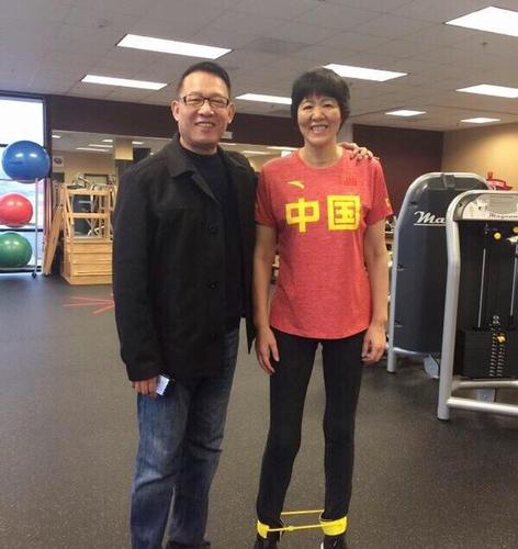 新任排管中心主任美国看望郎平,这是要续约的节奏吗