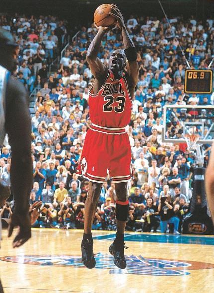 篮球之神迈克尔乔丹照片组来啦