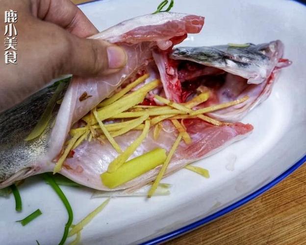 百家号鼠你红,清蒸鱼前先腌制,究竟有多重要?用对方法鲜嫩无腥