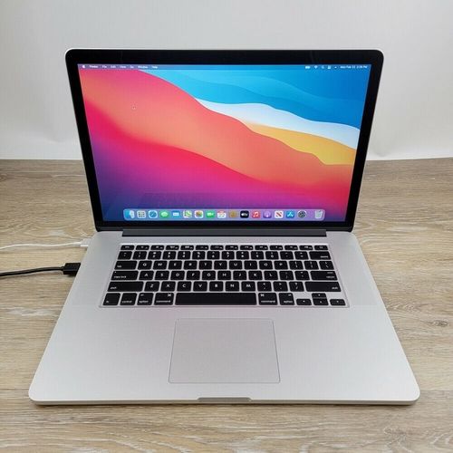 苹果电脑macbookpro,苹果电脑macbook air apple/正品15寸超薄视网膜i7游戏本macbookpro苹果笔记本电脑二手