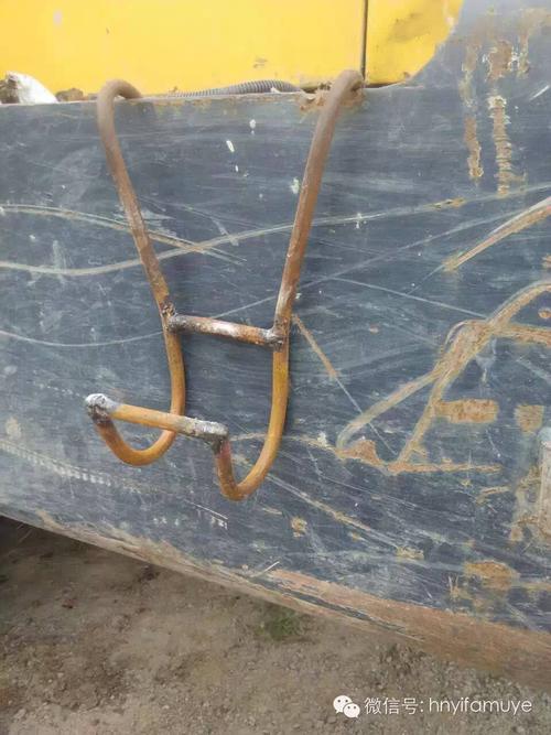 【 视角 】自制仔猪阉割架,看了视频你也学得会