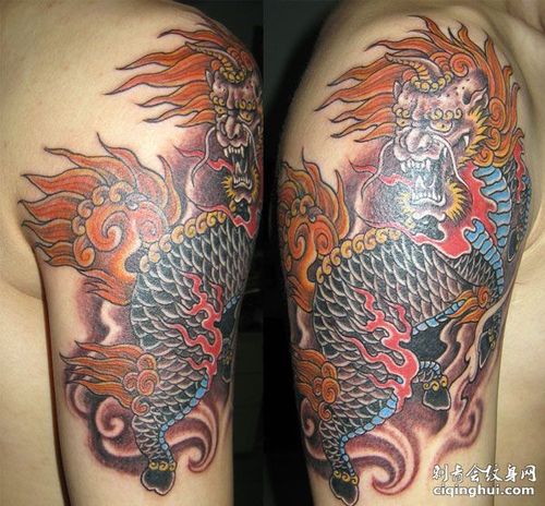 大臂传统麒麟纹身图案