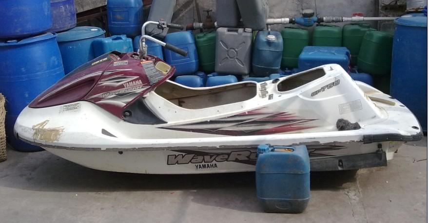 转让ymh摩托艇壳一只,超完美!