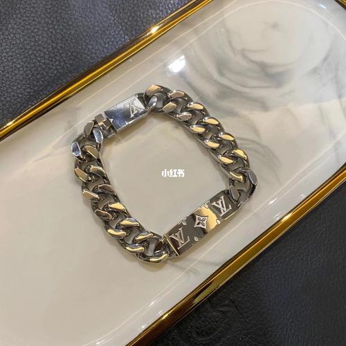 lv银色古巴手链_路易威登怎么样_手链_项链_lv项链_时尚_配饰