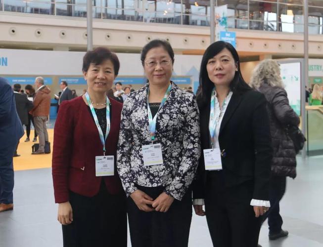 esmo2018 铿锵三人行│耿翠芝,闫敏,杨谨教授详细解读