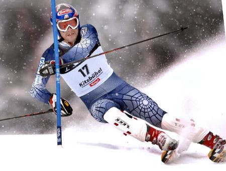 美国高山滑雪选手,温哥华冬奥会高山滑雪男子超级两项全能比赛中夺得