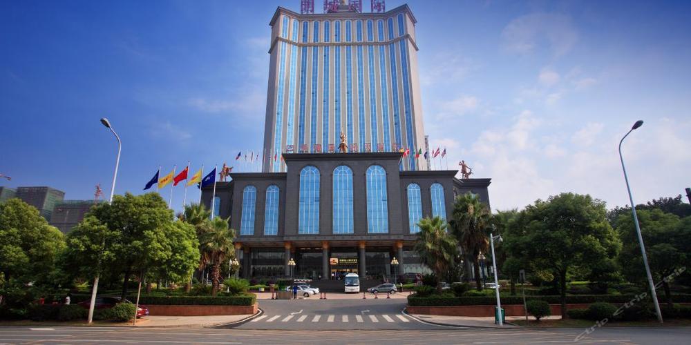 明城国际大酒店共多少人浏览:2275110 星级: 连锁品牌: 类型:  电话