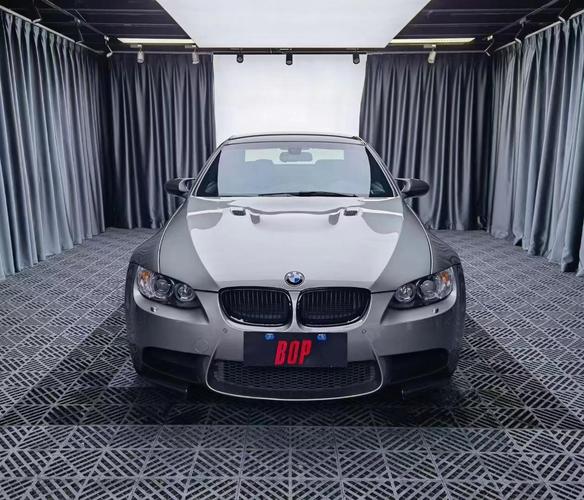 自然吸气的经典作,宝马e92 m3依旧迷人!