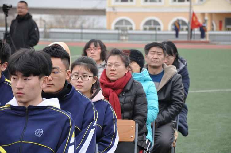 百日奋战,强势超越——旅顺口区第三高级中学2019届高三百日誓师大会
