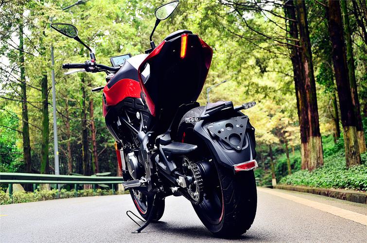 qjmotor追350实拍_钱江摩托车_靓车_摩信网