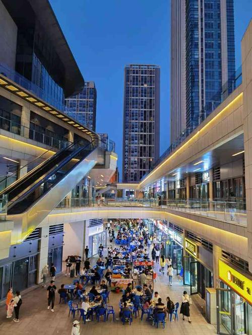 北京长安天街-"疫情期间这个商场也是关停了很多日子