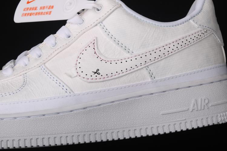 公司级 nike air force 1 "07 lx 空军一号"白色撕撕乐"低帮百搭休闲