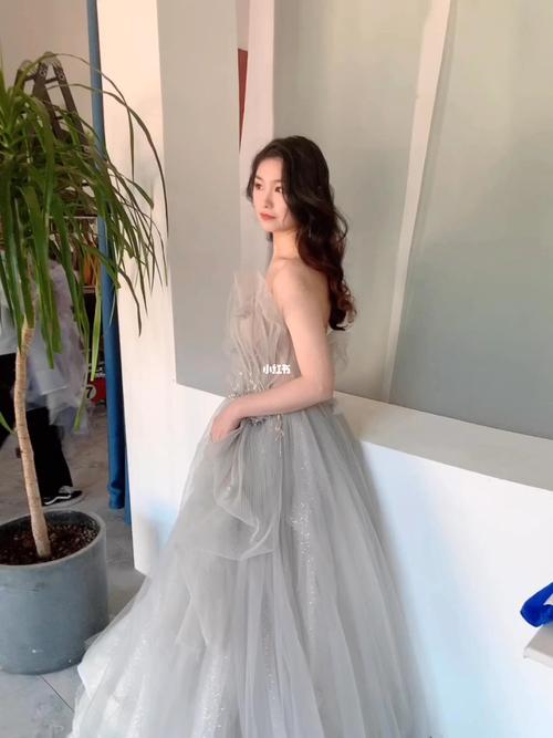 第一眼看以为是关晓彤_礼服_婚纱礼服_婚纱_慈溪婚纱礼服_婚嫁_婚礼