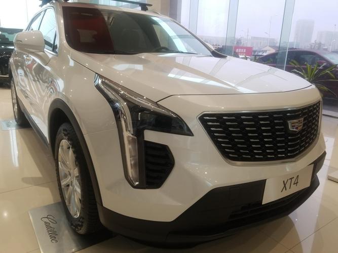 2021款凯迪拉克xt4到店实拍,配无线carplay,搭载2.0t发动机